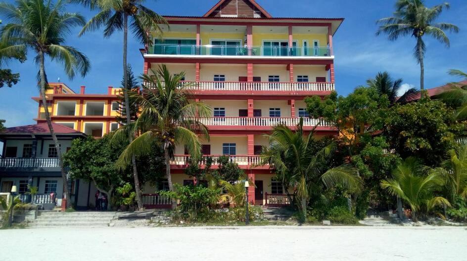 Melati Tanjong Beach Resort Pantai Cenang  Exteriör bild